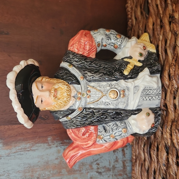 Andrea By Sadek Other - King Henry VIII Teapot